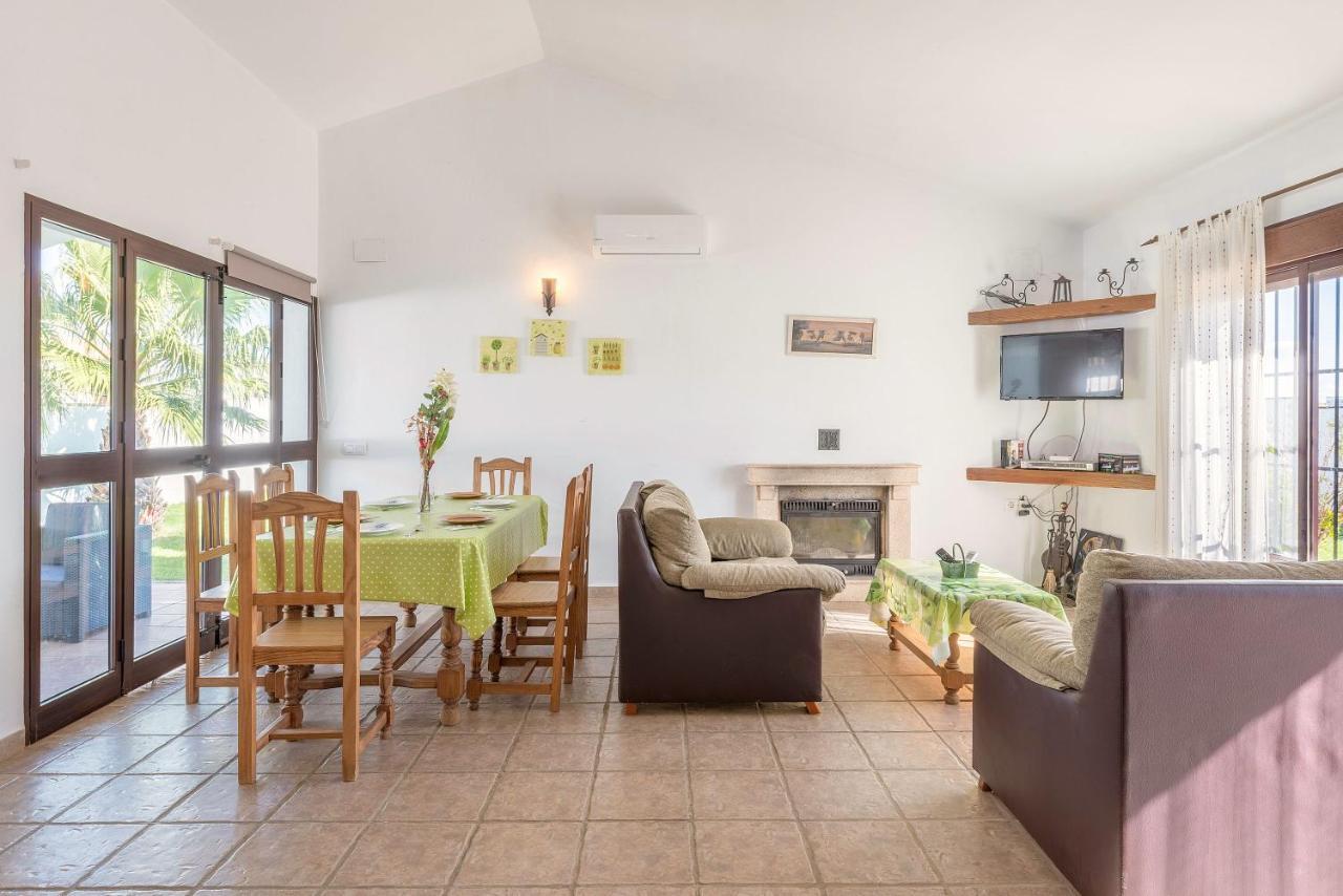 הוילה קוניל דה לה פרונטרה Casa Layda - Solo Familias מראה חיצוני תמונה