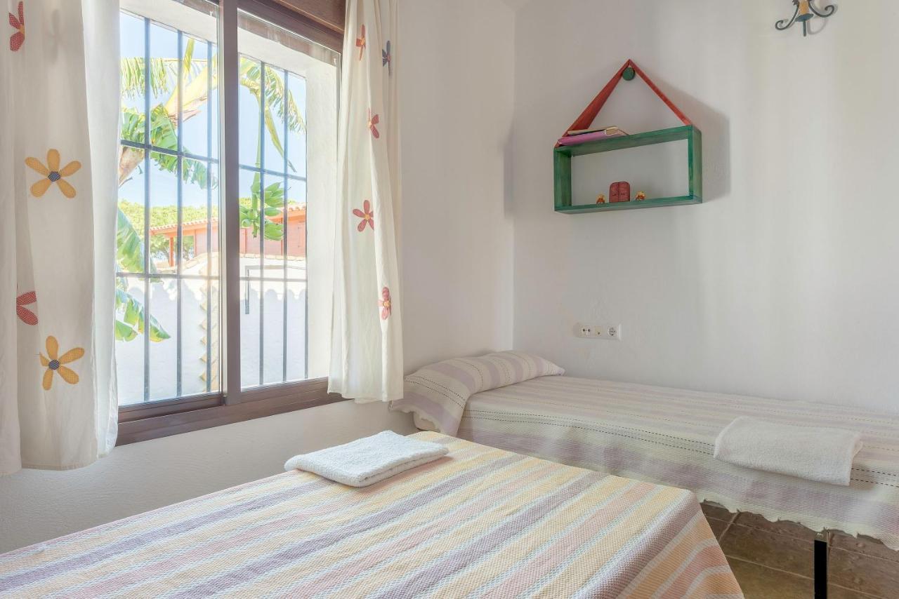 הוילה קוניל דה לה פרונטרה Casa Layda - Solo Familias מראה חיצוני תמונה